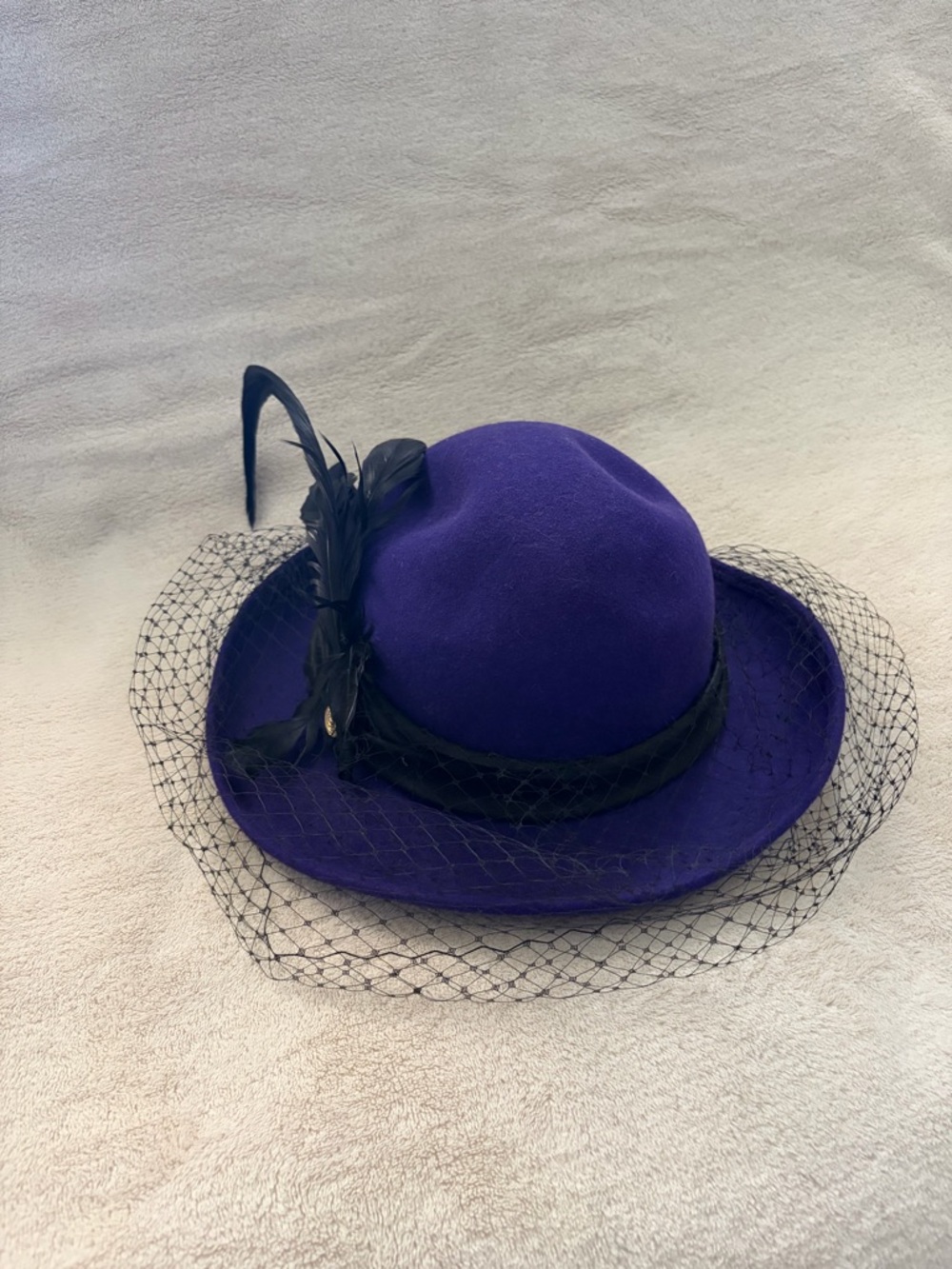 Miss Bierner Vintage Purple Wool Hat Black Feathers Veil RN10657 Kentucky derby